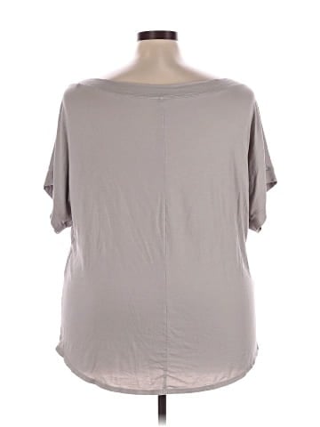 Universal Standard Short Sleeve Top (view 2)