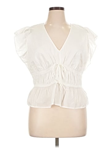 a.n.a. A New Approach Sleeveless Blouse (view 1)