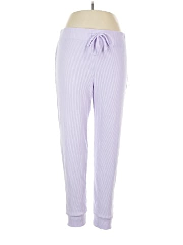 No Boundaries Casual Pants (view 1)
