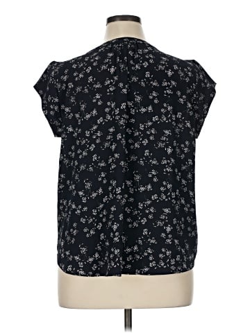 41Hawthorn Short Sleeve Blouse (view 2)