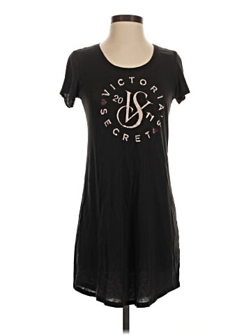 Victoria's Secret Short Sleeve T-Shirt (view 1)