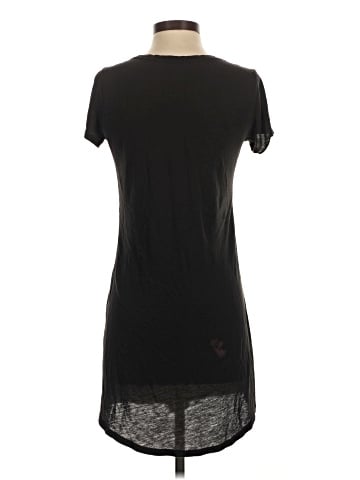 Victoria's Secret Short Sleeve T-Shirt (view 2)