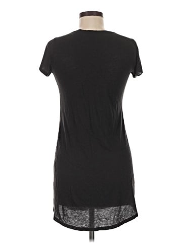 Victoria's Secret Short Sleeve T-Shirt (view 2)