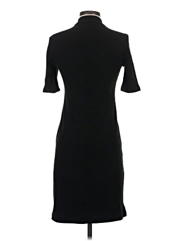 Old Navy Casual Dress (view 2)