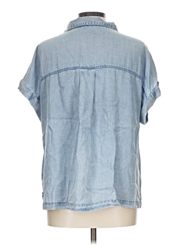 Jane and Delancey Short Sleeve Button-Down Shirt (view 2)