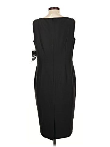 Le Suit Cocktail Dress (view 2)