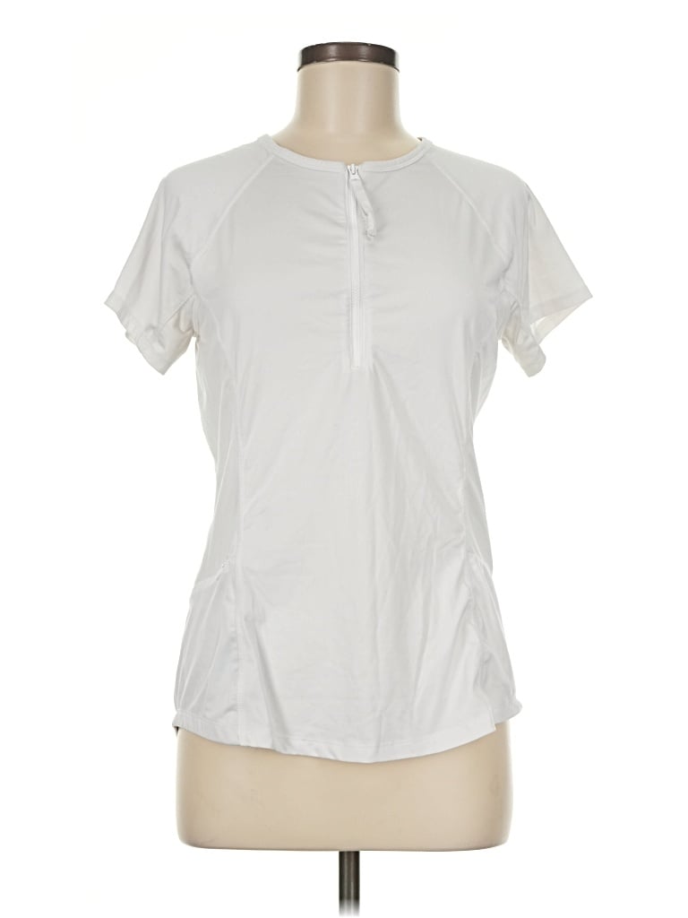 Pre-owned Title Nine Active T-shirt In White