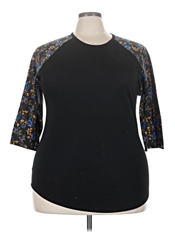 Lularoe 3/4 Sleeve Top (view 1)