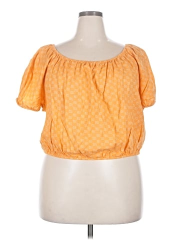 Ava & Viv 3/4 Sleeve Blouse (view 1)