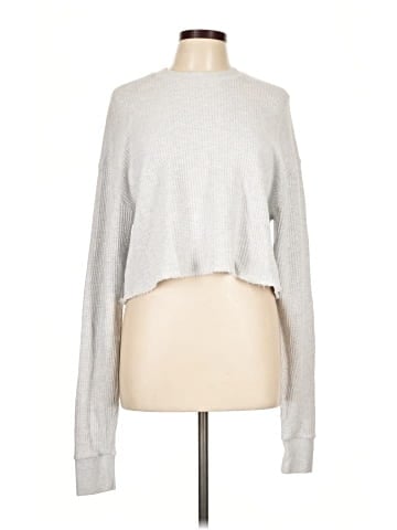 Brandy Melville Long Sleeve T-Shirt (view 1)