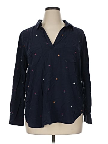 Ann Taylor LOFT Outlet Long Sleeve Button-Down Shirt (view 1)