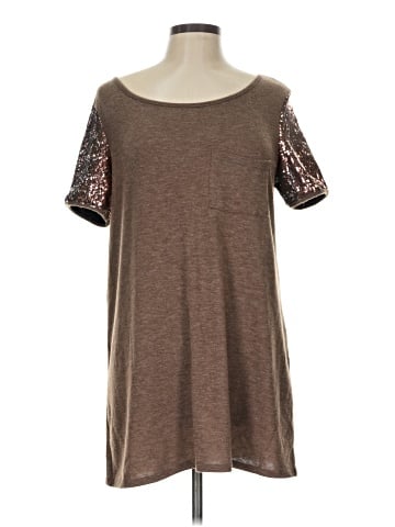 Coco And Main Short Sleeve Top (view 1)