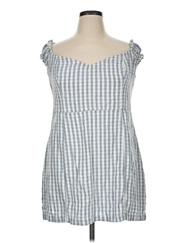 Abercrombie & Fitch Casual Dress (view 1)