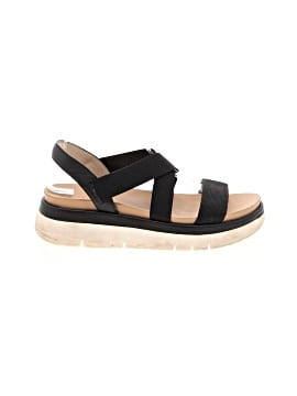 Kelly & Katie Sandals