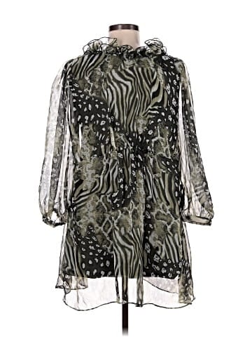 Pretty Angel 3/4 Sleeve Silk Top (view 2)