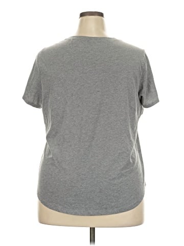 Old Navy Short Sleeve T-Shirt (view 2)