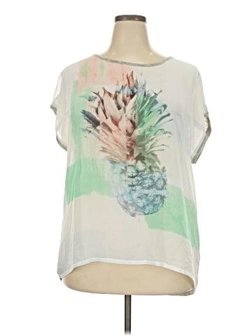 TWO by Vince Camuto Short Sleeve Blouse (view 1)