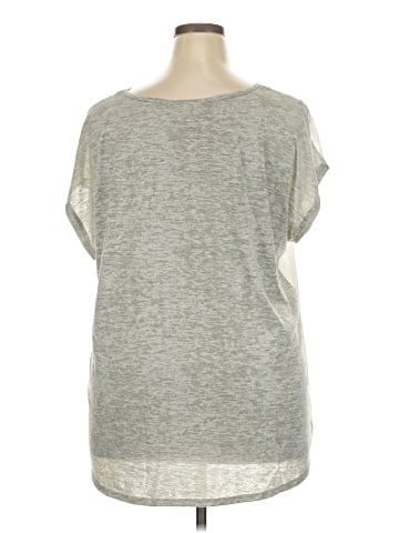 TWO by Vince Camuto Short Sleeve Blouse (view 2)