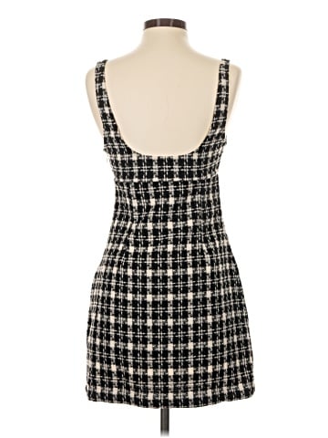 Urban Outfitters Casual Dress (view 2)
