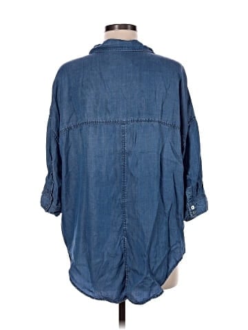 Chambrai 3/4 Sleeve Button-Down Shirt (view 2)