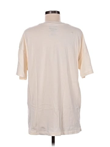 American Eagle Outfitters Short Sleeve T-Shirt (view 2)