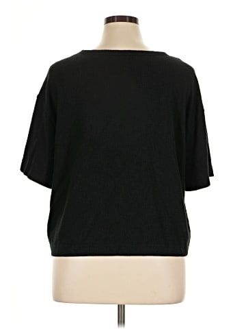 Gap Short Sleeve T-Shirt (view 2)