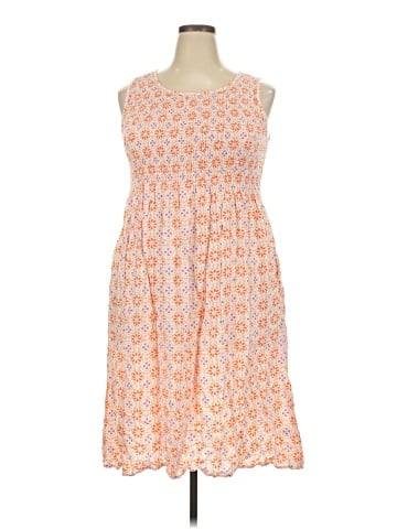 Croft & Barrow Casual Dress (view 1)