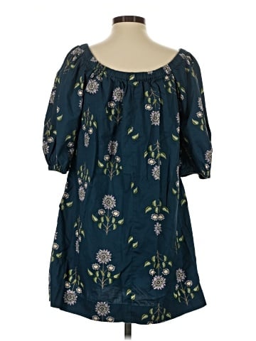 Old Navy Casual Dress (view 2)