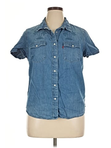 Levi's Short Sleeve Button-Down Shirt (view 1)