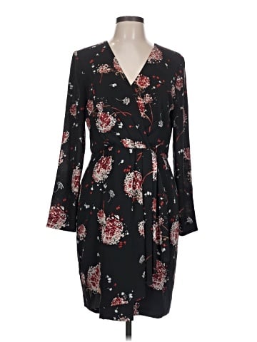 Slate & Willow Casual Dress (view 1)