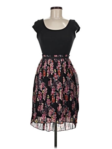 Xhilaration Casual Dress (view 1)