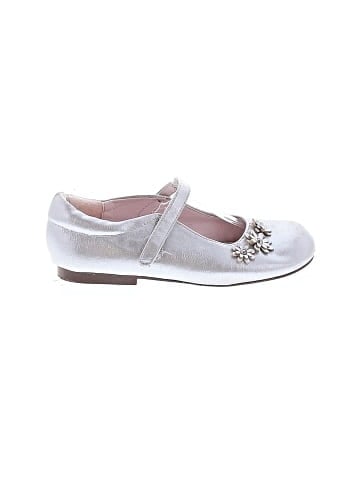 Nina Flats (view 1)