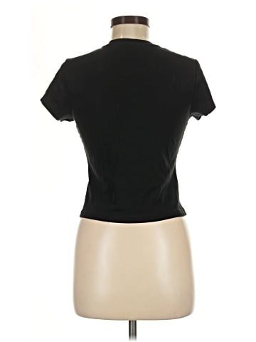 Uniqlo Short Sleeve T-Shirt (view 2)