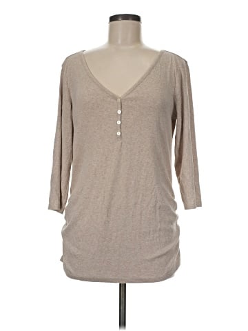 Old Navy 3/4 Sleeve T-Shirt (view 1)