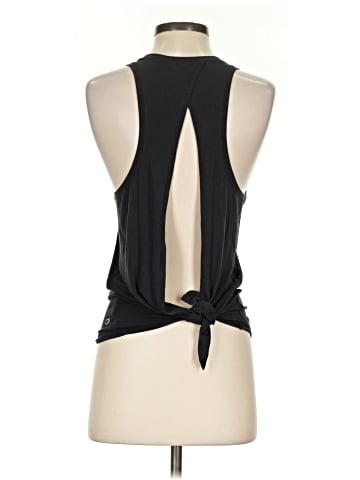 Gap Fit Sleeveless T-Shirt (view 2)