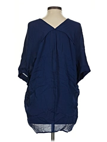 Vince. Short Sleeve Silk Top (view 2)