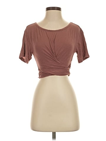Victoria's Secret Short Sleeve T-Shirt (view 1)