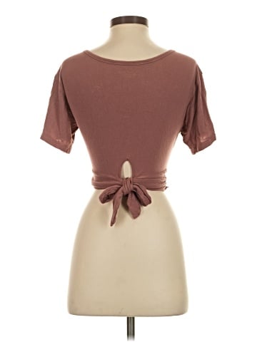 Victoria's Secret Short Sleeve T-Shirt (view 2)