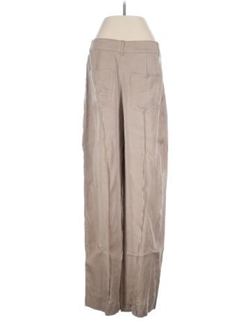 Zara Khakis (view 2)