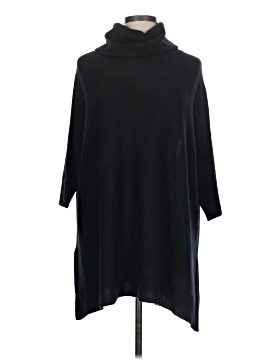Antonio Melani Poncho