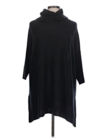 Antonio Melani Poncho (view 1)