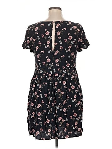American Eagle Outfitters Casual Dress (view 2)