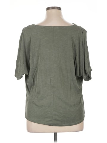 Green Envelope Short Sleeve Turtleneck (view 2)