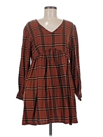 Knox Rose Casual Dress (view 1)