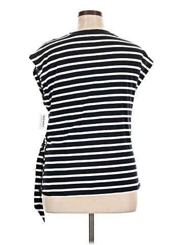 Old Navy Sleeveless T-Shirt (view 2)