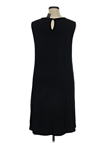 Chelsea & Theodore Casual Dress (view 2)