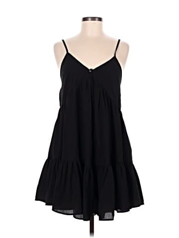 Urban Outfitters Casual Dress (view 1)