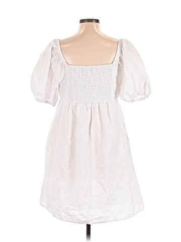 Old Navy Casual Dress (view 2)