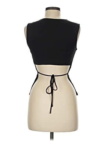 Princess Polly Sleeveless T-Shirt (view 2)