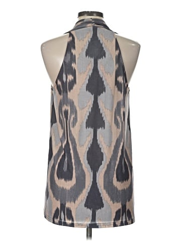 Viereck Sleeveless Blouse (view 2)